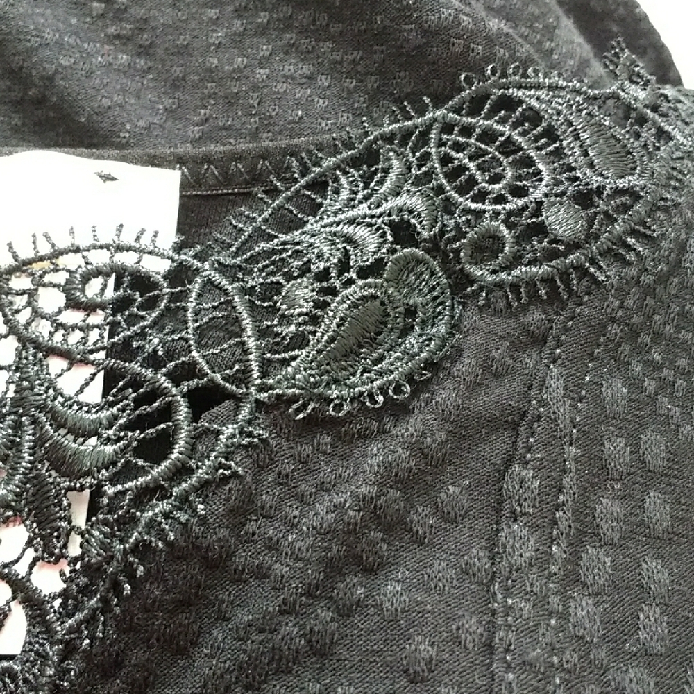 Arianne Black Lace Camisole - Picture 3 of 10